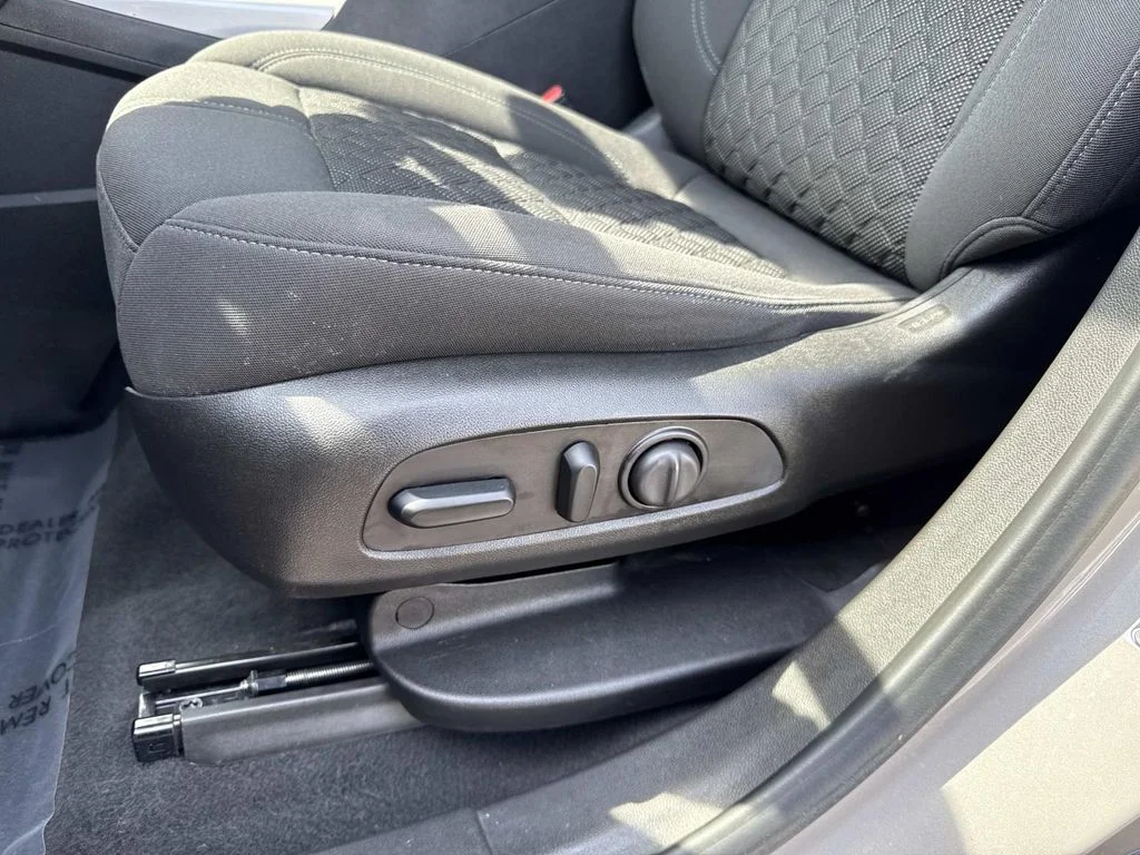 Used 2021 Gray Chevrolet LT image 22