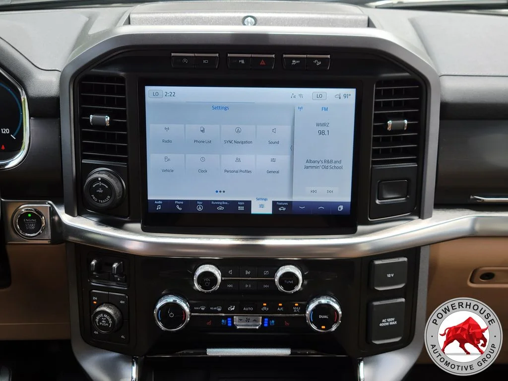 Used 2023 White Ford Lariat image 22