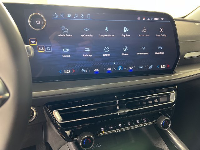 2027 Chevrolet Traverse LT - Photo 17