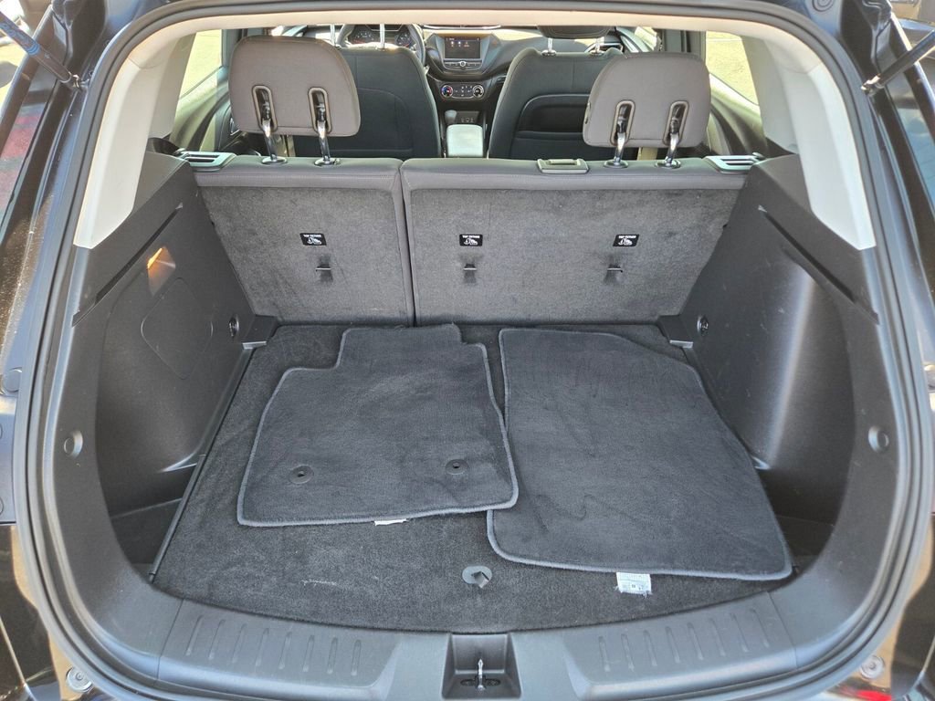 2021 Chevrolet Trailblazer LS - Photo 13