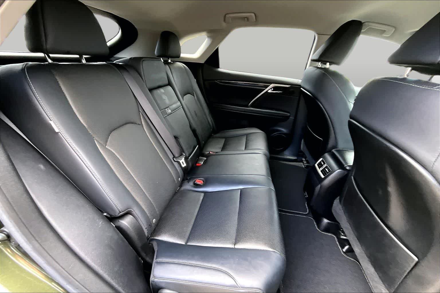 Used 2022 Nori Green Pearl Lexus  image 20