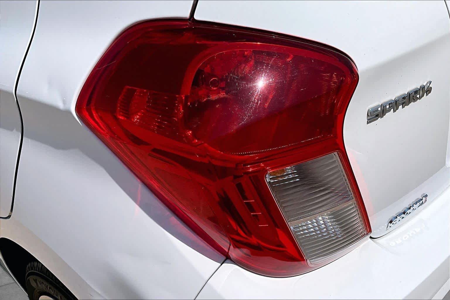 Used 2017 Summit White Chevrolet LS image 24