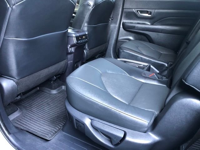 Used 2025 Beige Toyota XLE image 20