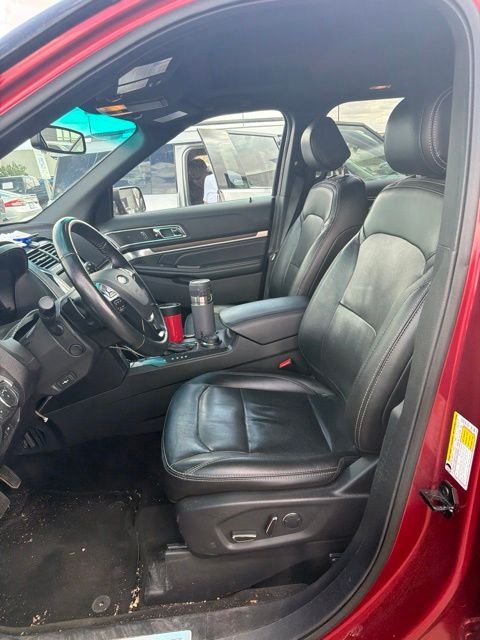 Used 2017 Ruby Red Metallic Ford Limited image 11