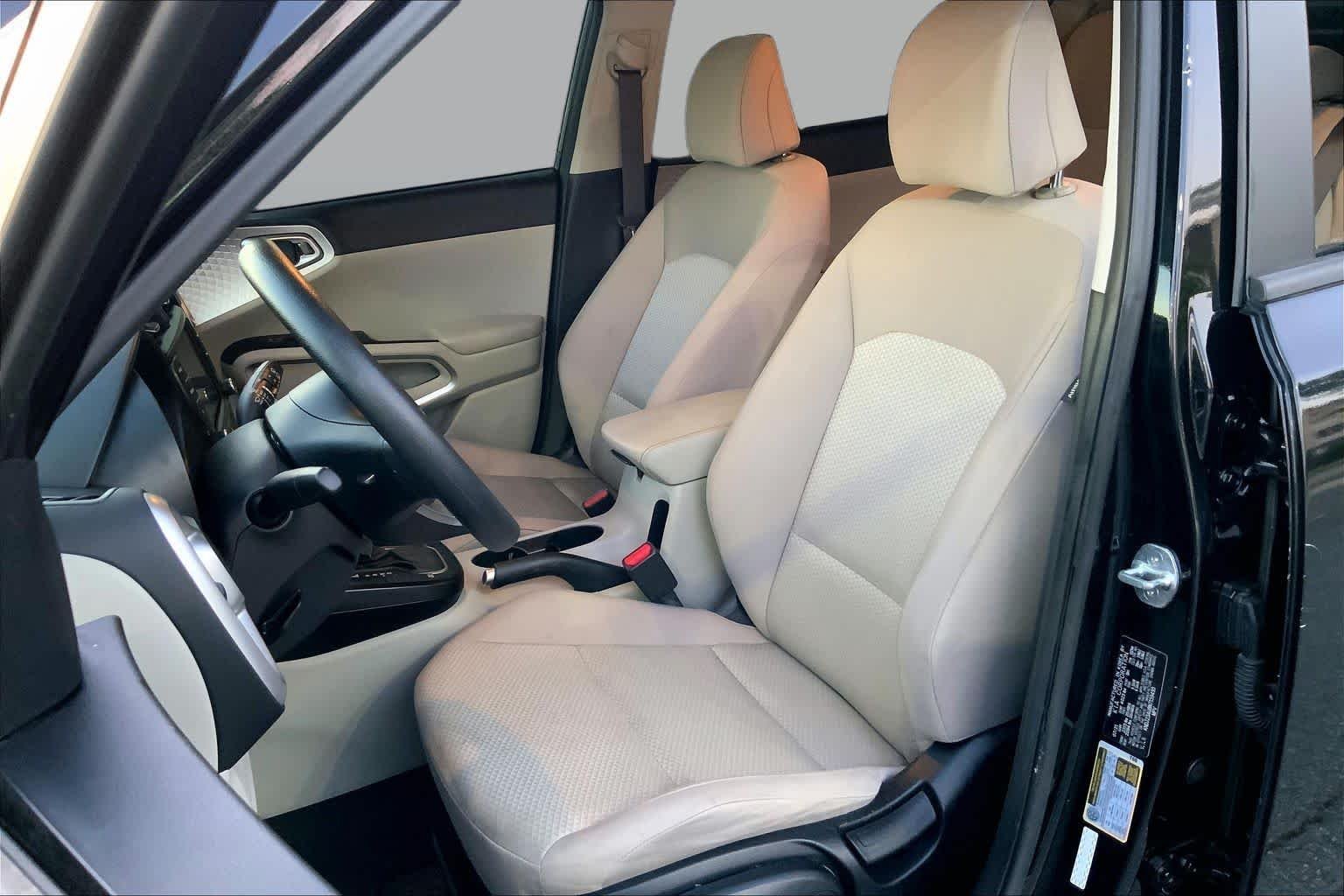 Used 2022 Cherry Black Kia LX image 7