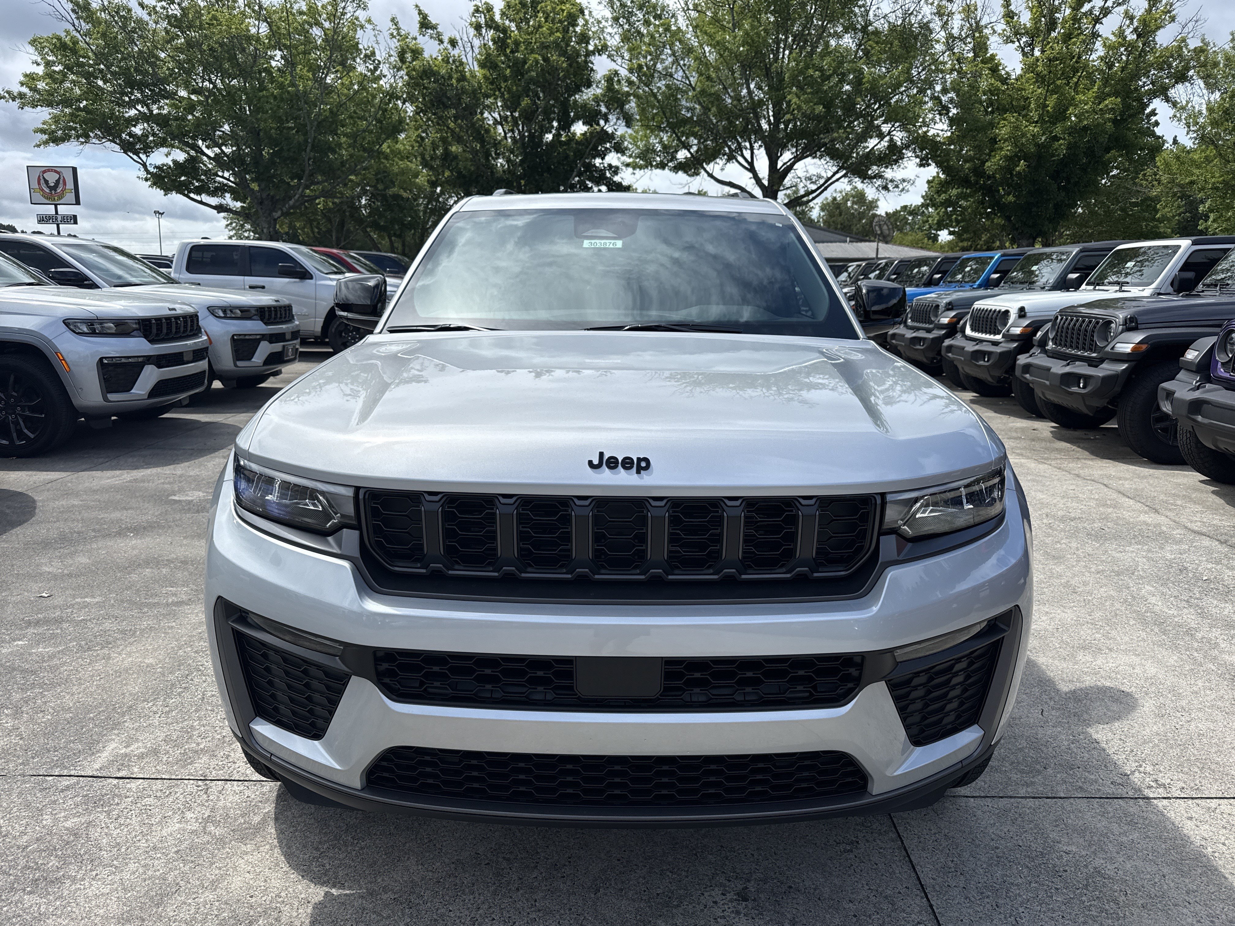 New 2026 Silver Zynith Jeep Limited image 2