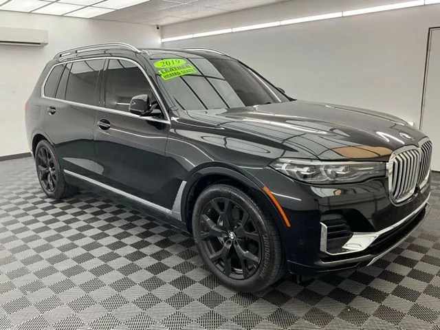 Used 2019 Black BMW xDrive40i image 3