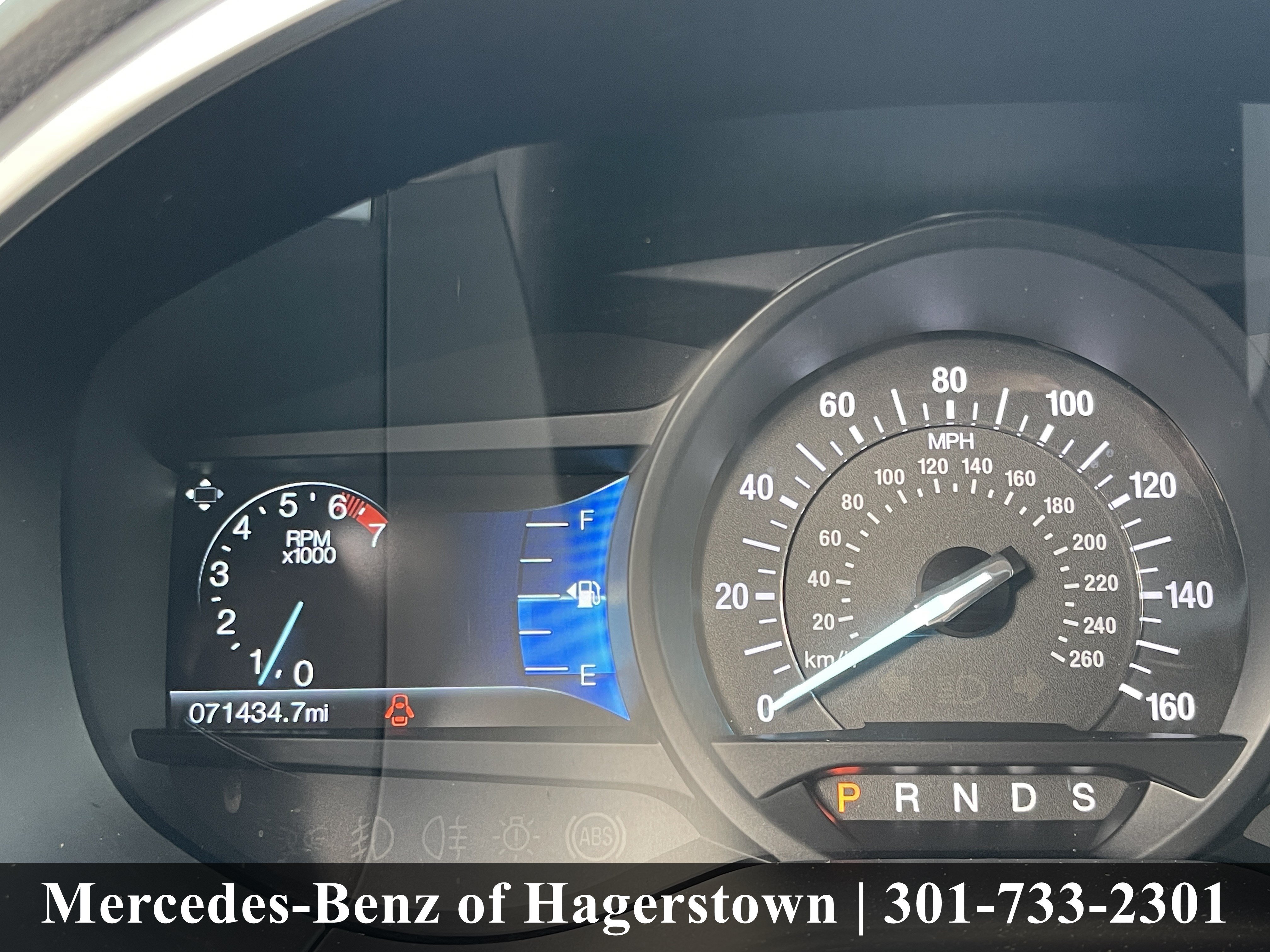 Used 2018 Oxford White Ford SEL FWD image 19