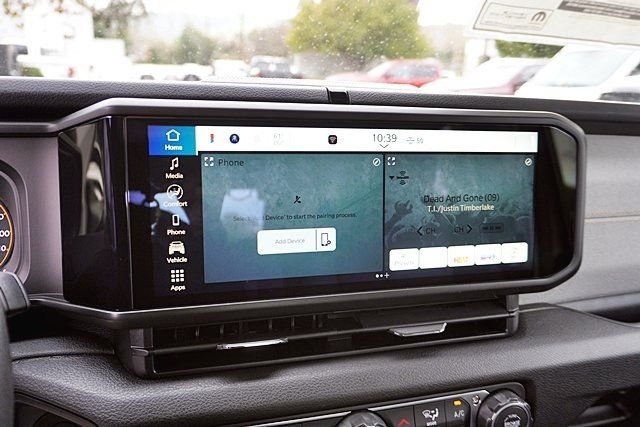 New 2026 Bright White Clear-Coat Exterior Paint Jeep Sport image 29