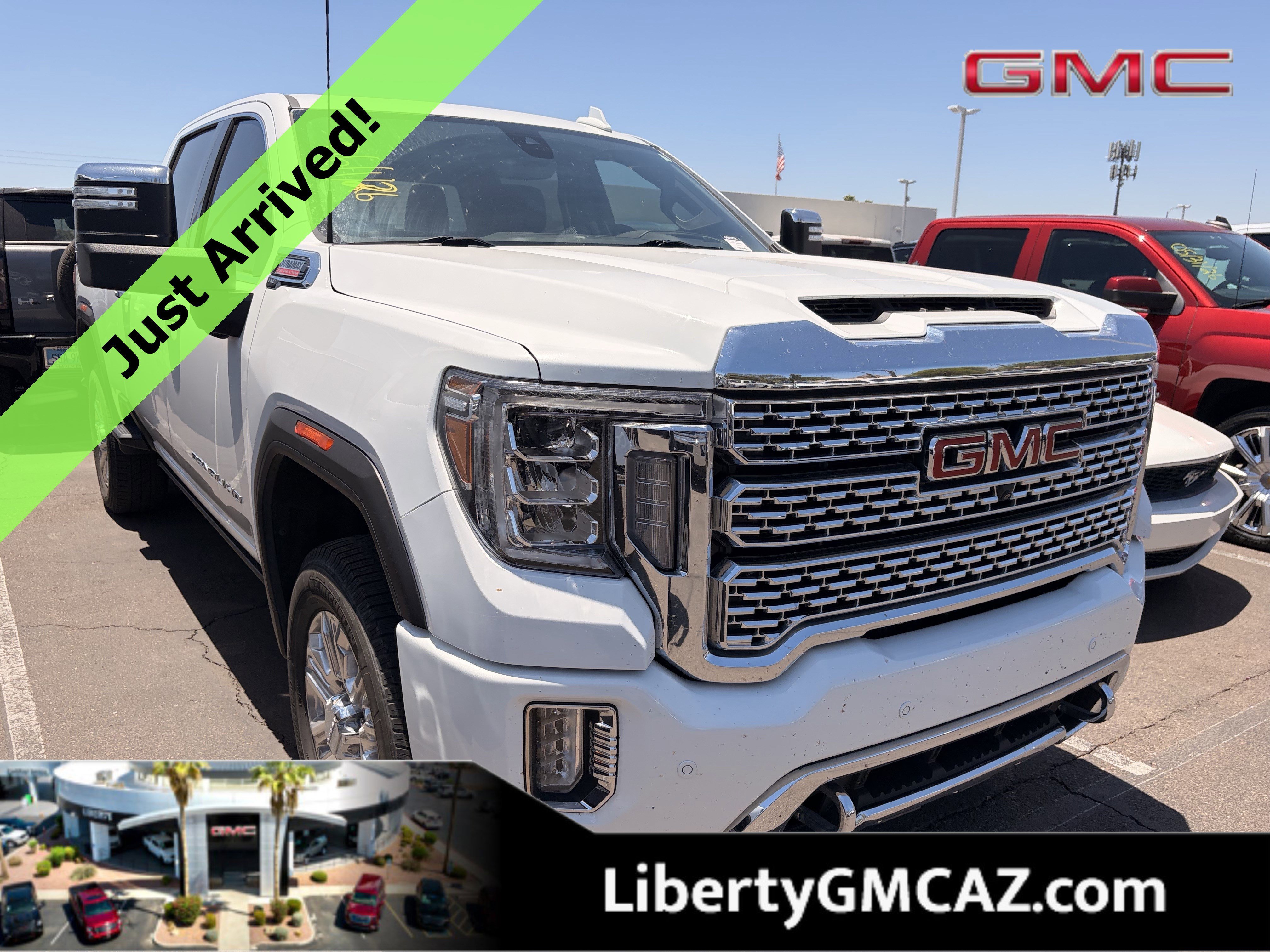 2022 GMC Sierra 4WD Crew Cab Standard Box Denali's photo