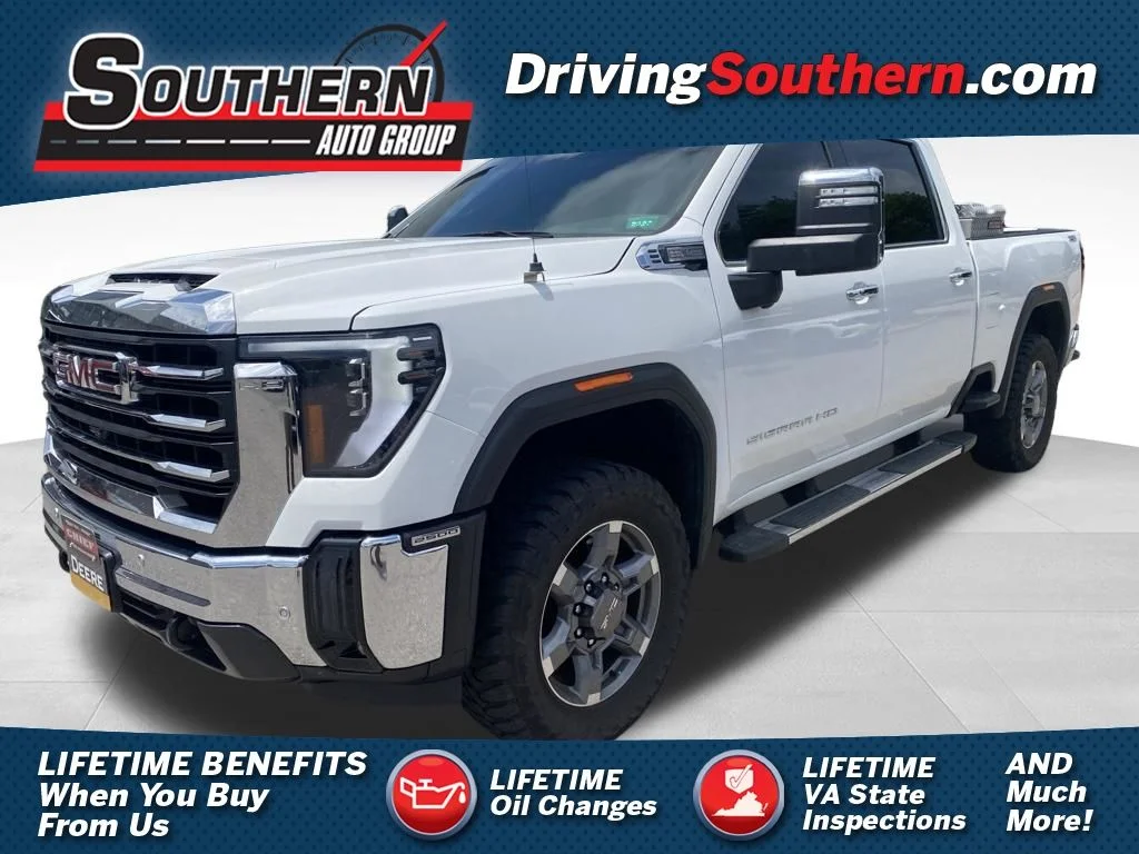 Used 2025 White GMC SLT image 1