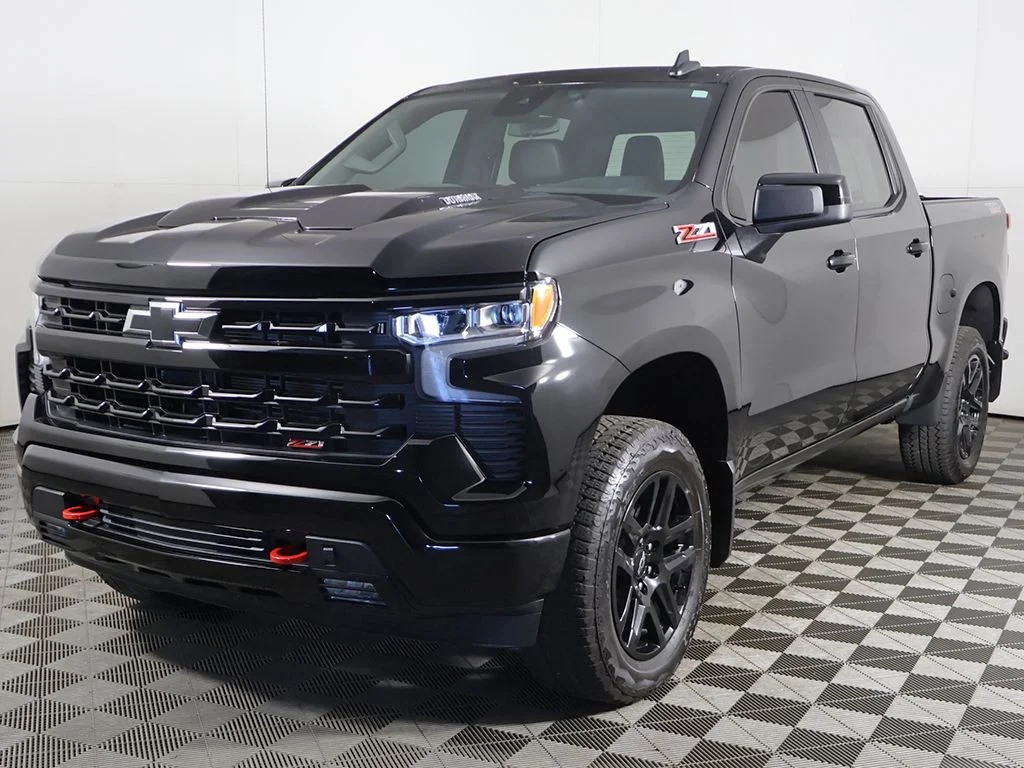 Used 2025 Black Chevrolet LT Trail Boss image 8
