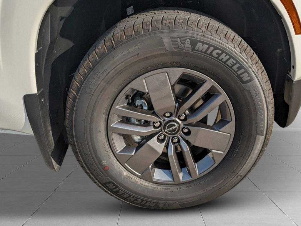 2025 Nissan Frontier SV - Photo 9