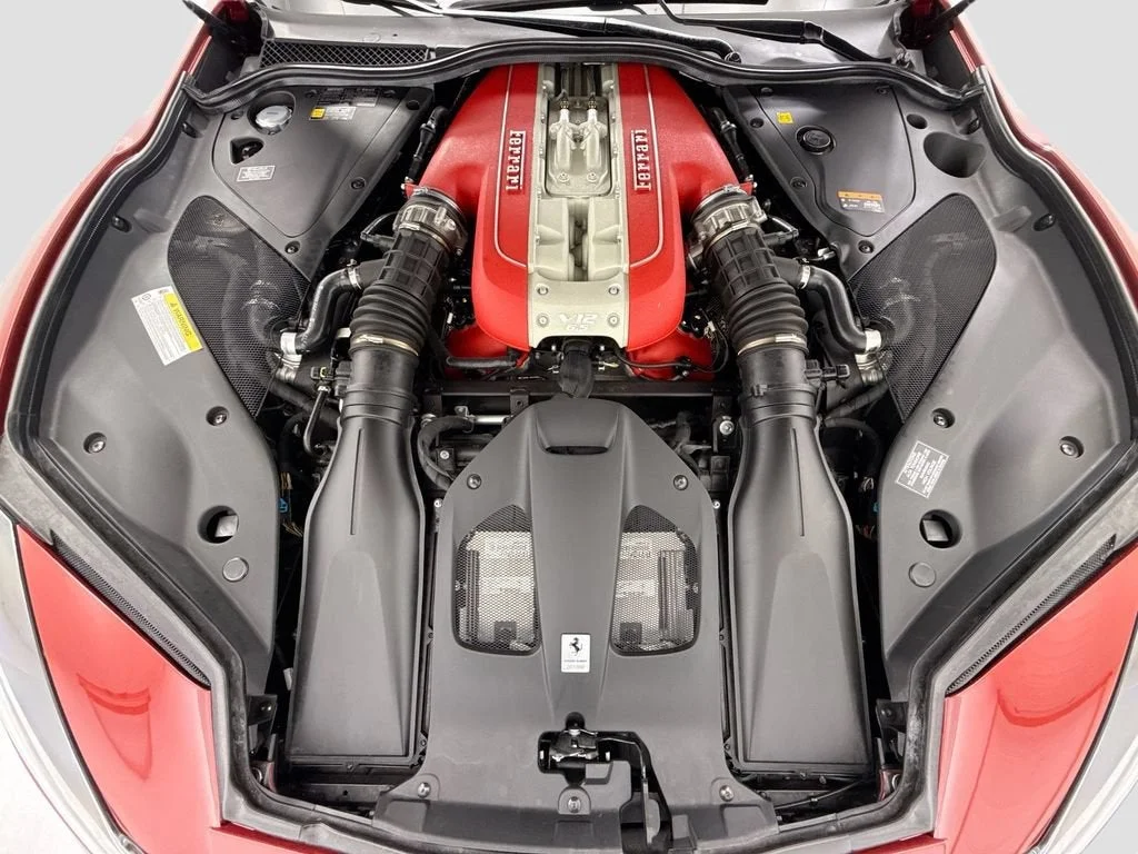 Used 2021 Rosso Fiorano Ferrari  image 32