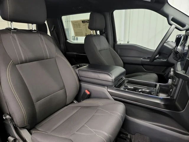 Used 2025  Ford STX image 34