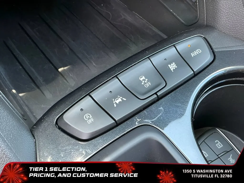 Used 2025 Mosaic Black Metallic Chevrolet LT image 23