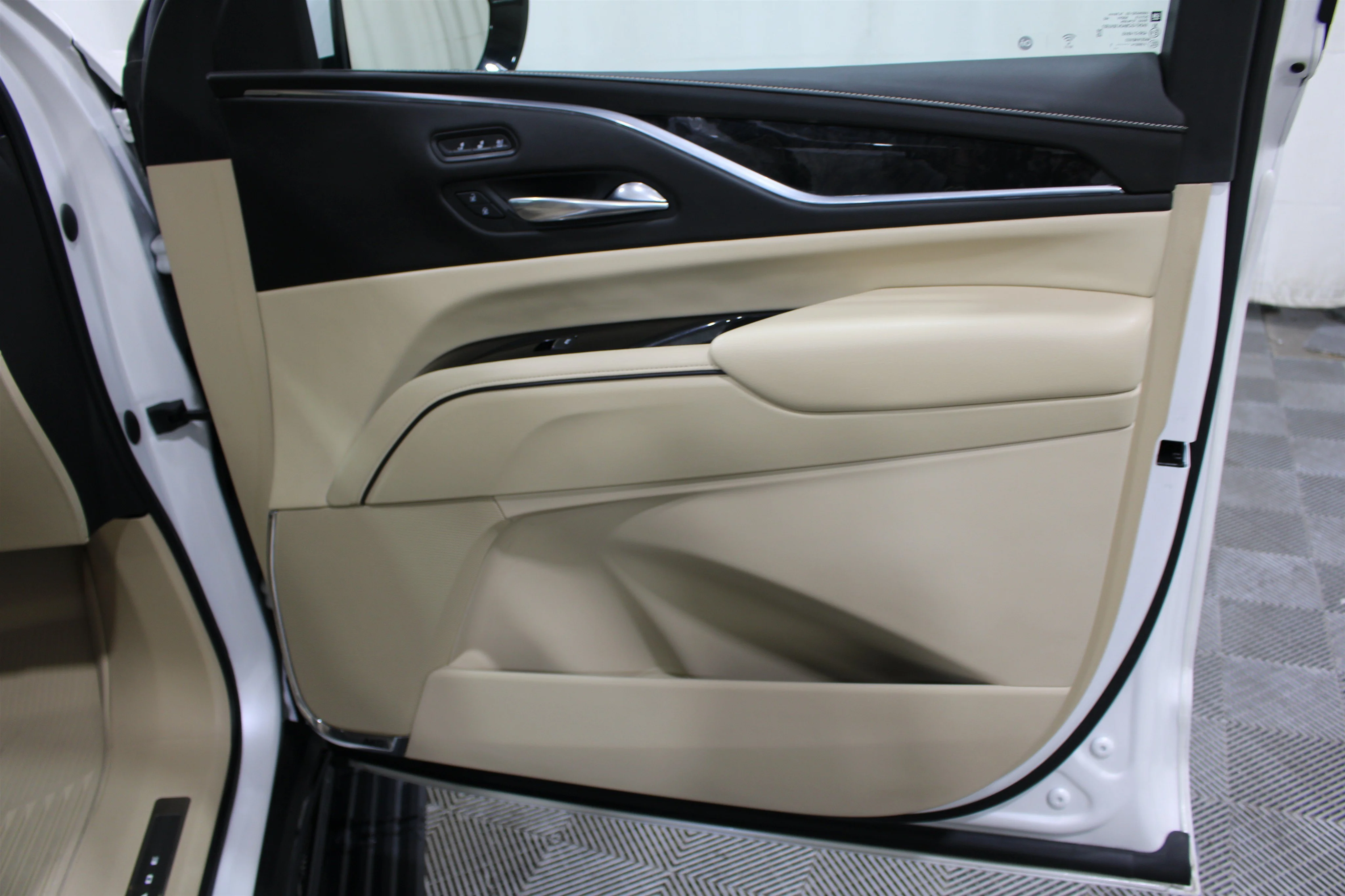 2021 Cadillac Escalade Premium Luxury - Photo 32