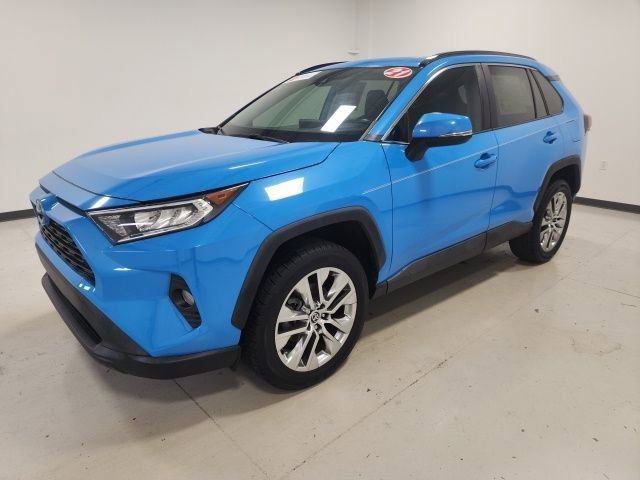 2021 Toyota RAV4 XLE Premium - Photo 9