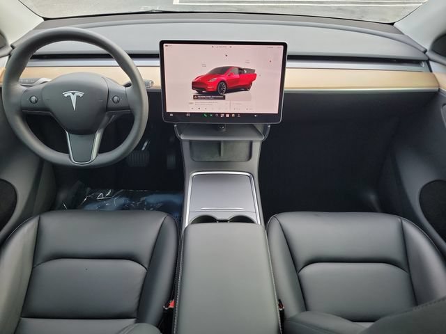 Used 2024  Tesla Long Range image 14