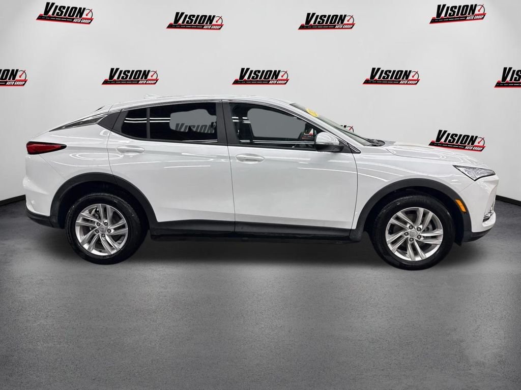 Used 2025 White Buick Preferred image 4