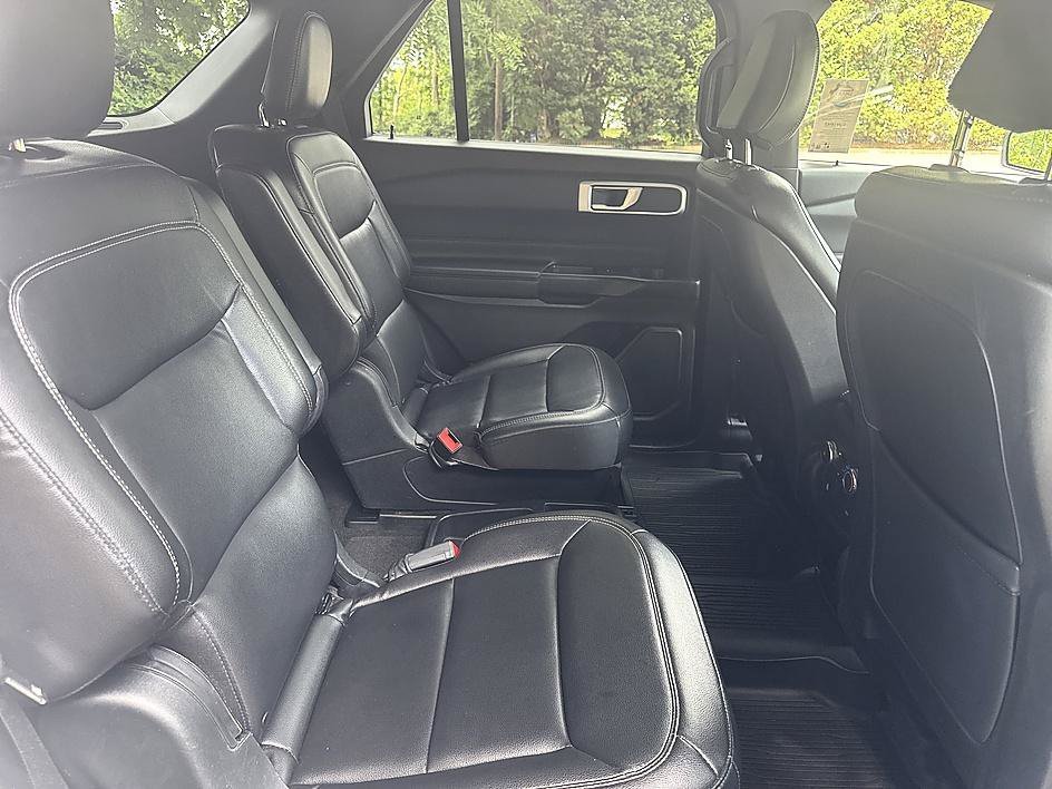 Used 2020 White Metallic Ford XLT image 19