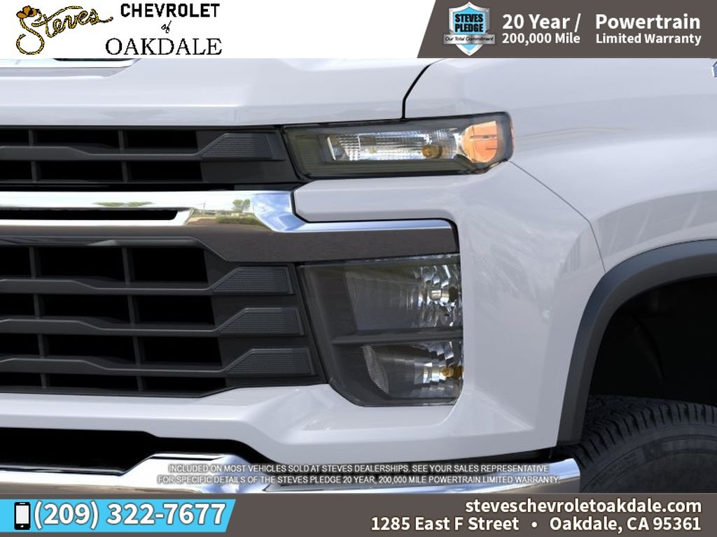 New 2026 Summit White Chevrolet LT image 10