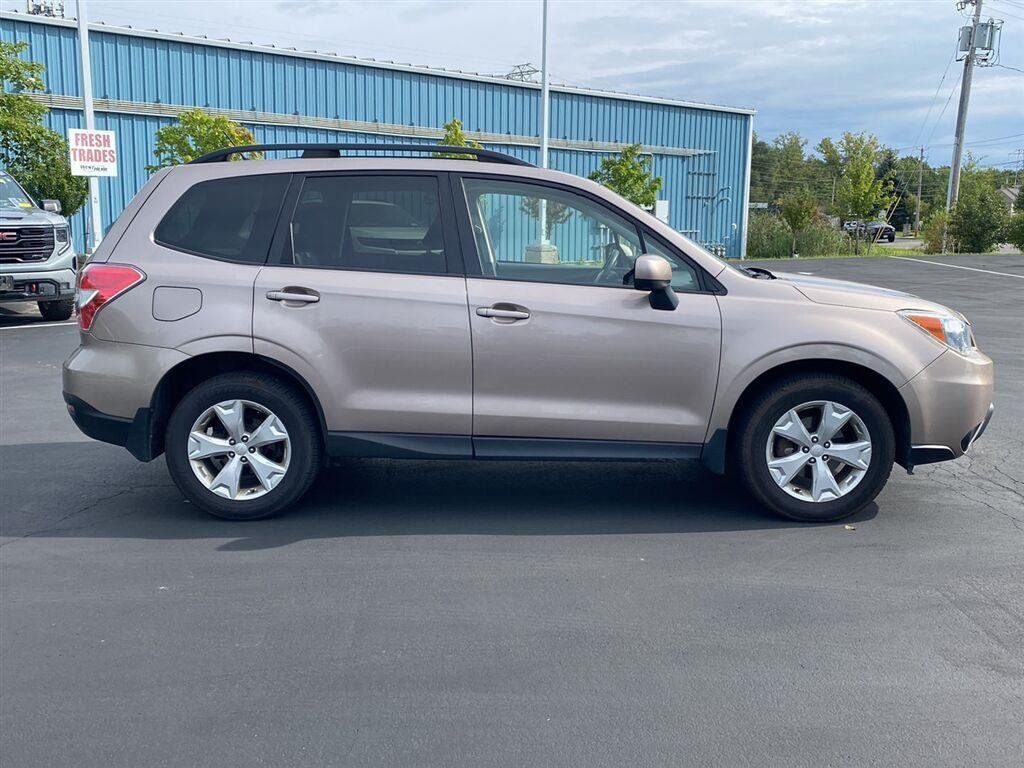 Used 2014 Burnished Bronze Metallic Subaru 2.5i Premium image 12