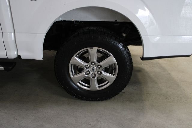 Used 2020 White Ford XLT image 33