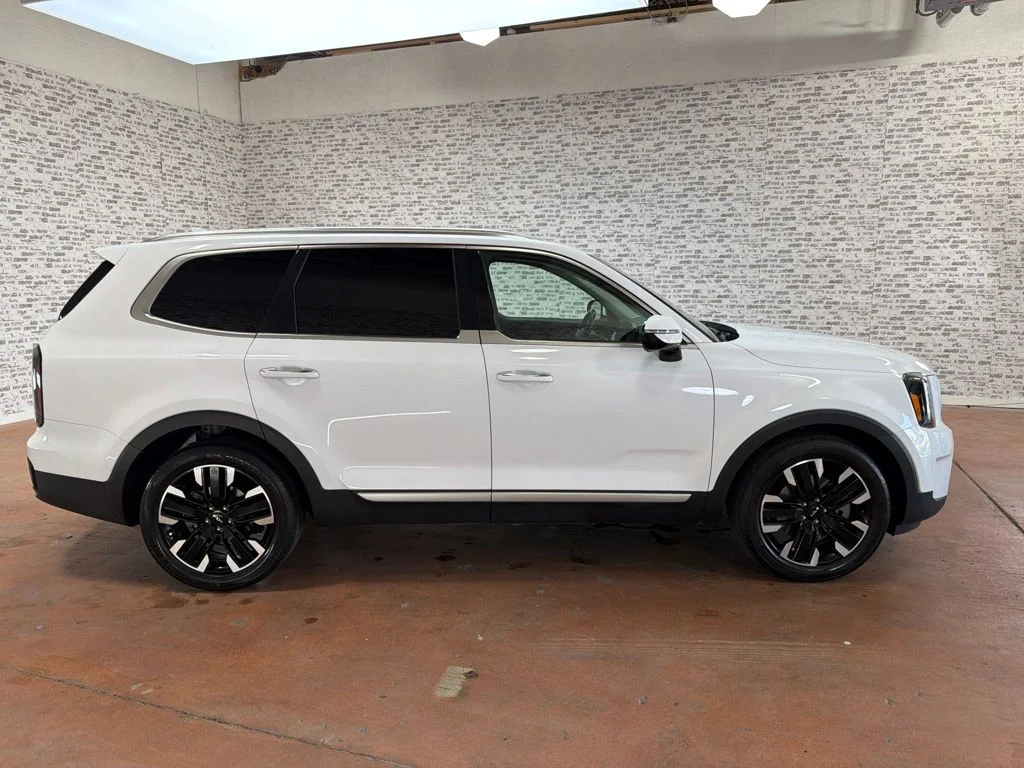 Used 2023 Glacial White Pearl Kia SX-Prestige image 8