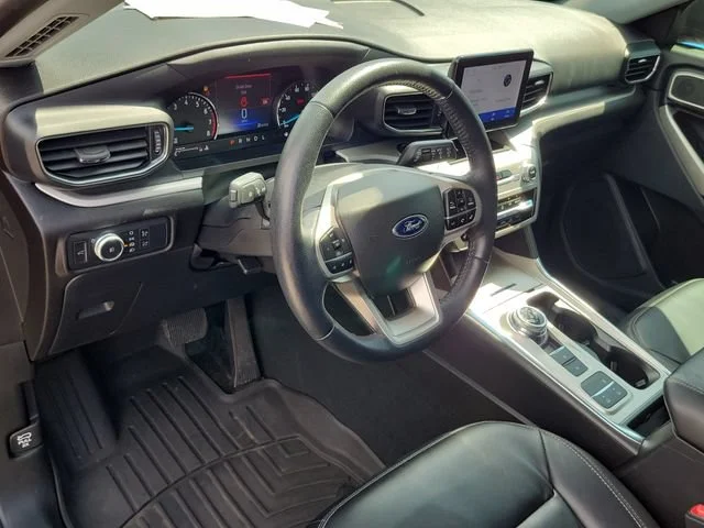 2022 Ford Explorer XLT - Photo 19