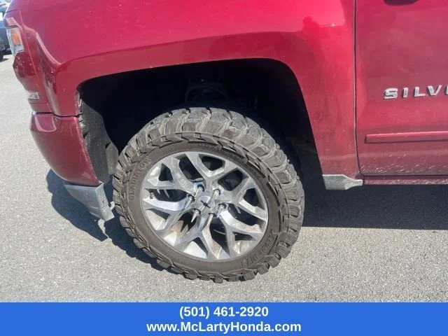 Used 2018 Red Chevrolet LT image 11