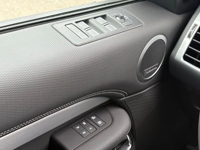 New 2026 Carpathian Grey Land Rover Dynamic SE image 13