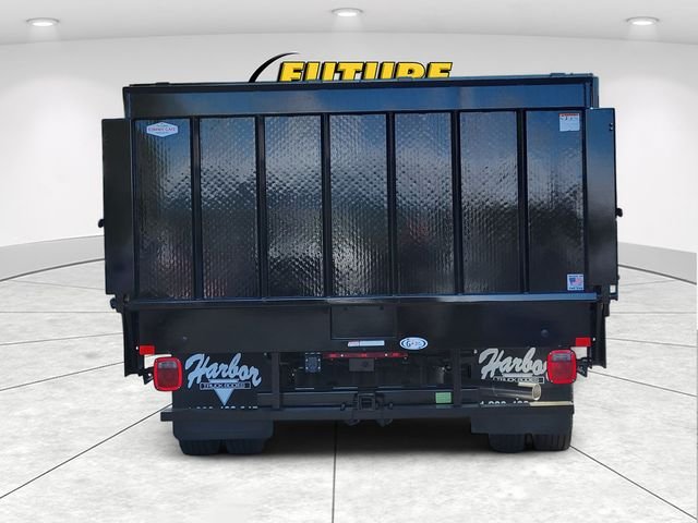 New 2024 Oxford White Ford F-450® XL image 31
