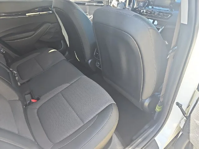 Used 2023 White Kia S image 11