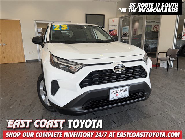 2023 Toyota RAV4 LE