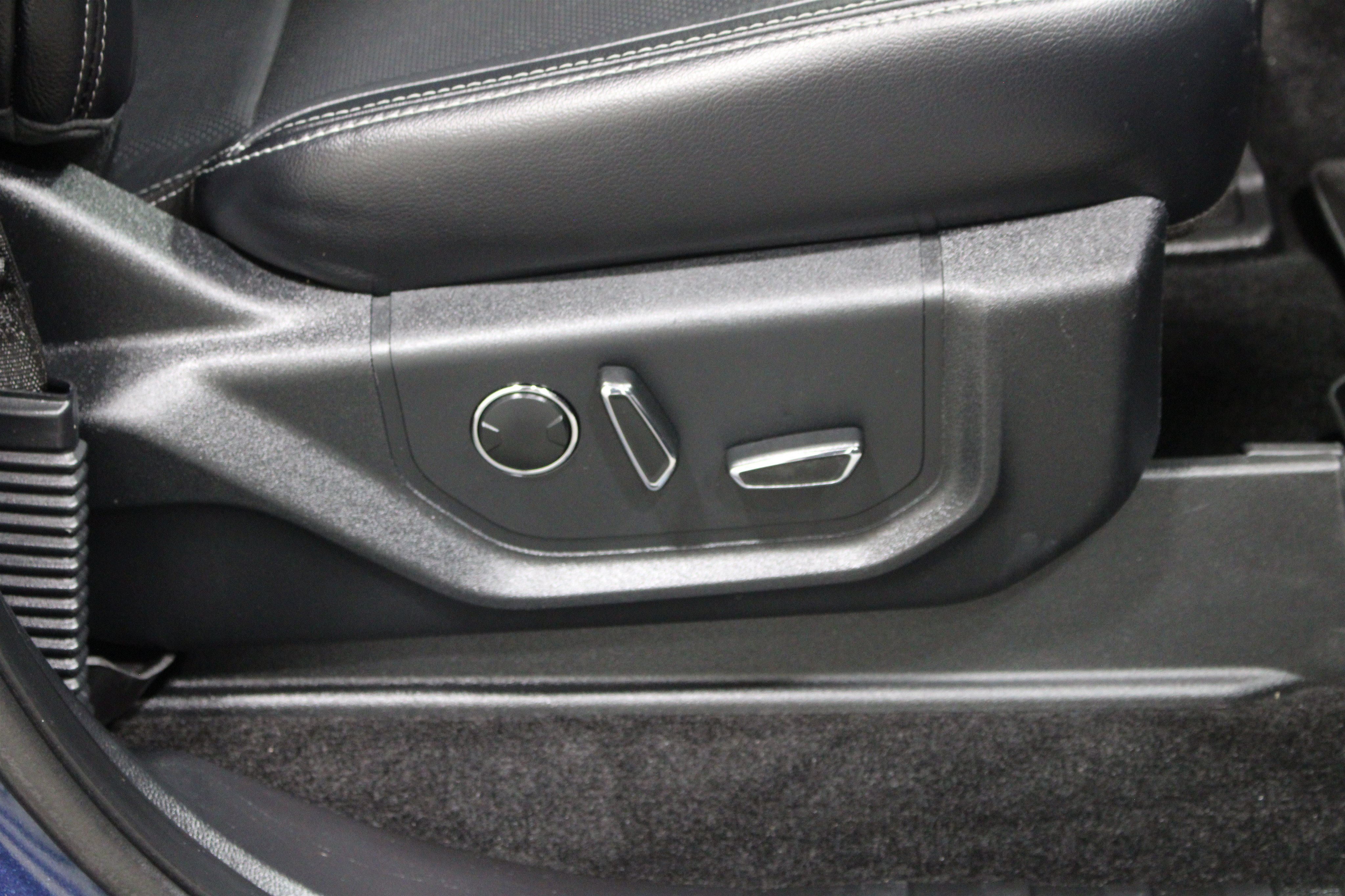2016 Ford F-150 Lariat - Photo 29