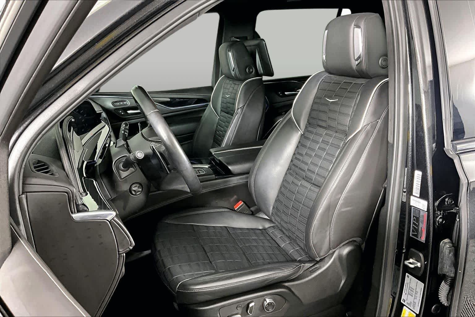 Used 2024 Black Diamond Tricoat Cadillac AWD V-Series image 8