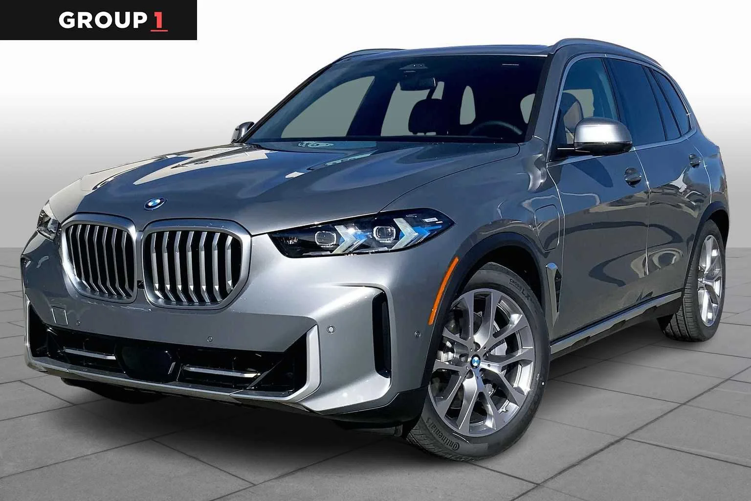 2026 BMW X5 xDrive50e's photo