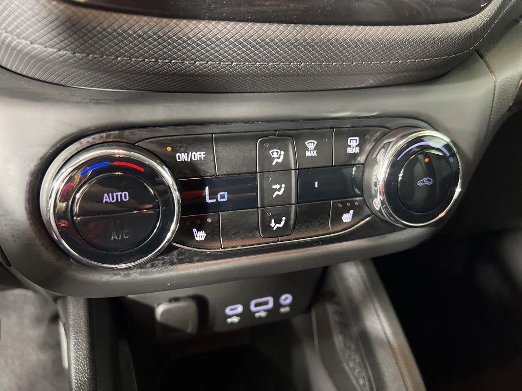 Used 2022 Red Metallic Chevrolet LT image 29