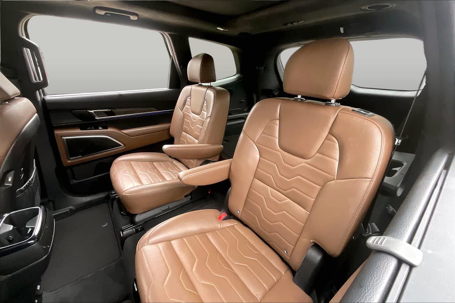 Used 2022 Glacial White Pearl Kia SX image 21