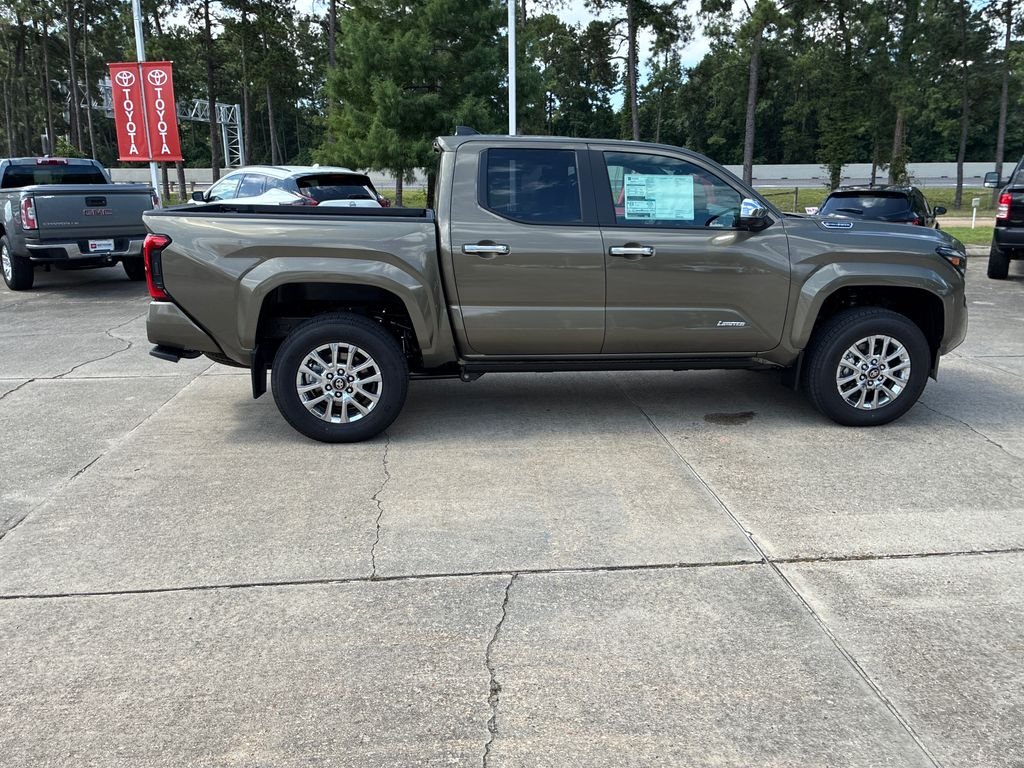 2026 Toyota Tacoma Limited - Photo 8