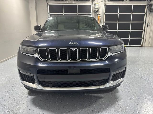 Used 2023 Black Jeep Limited image 3