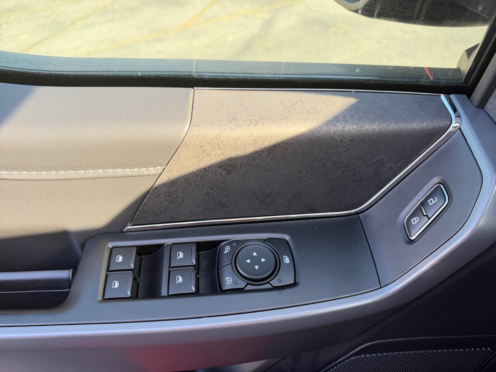 New 2026 Antimatter Blue Metallic Ford XLT image 19