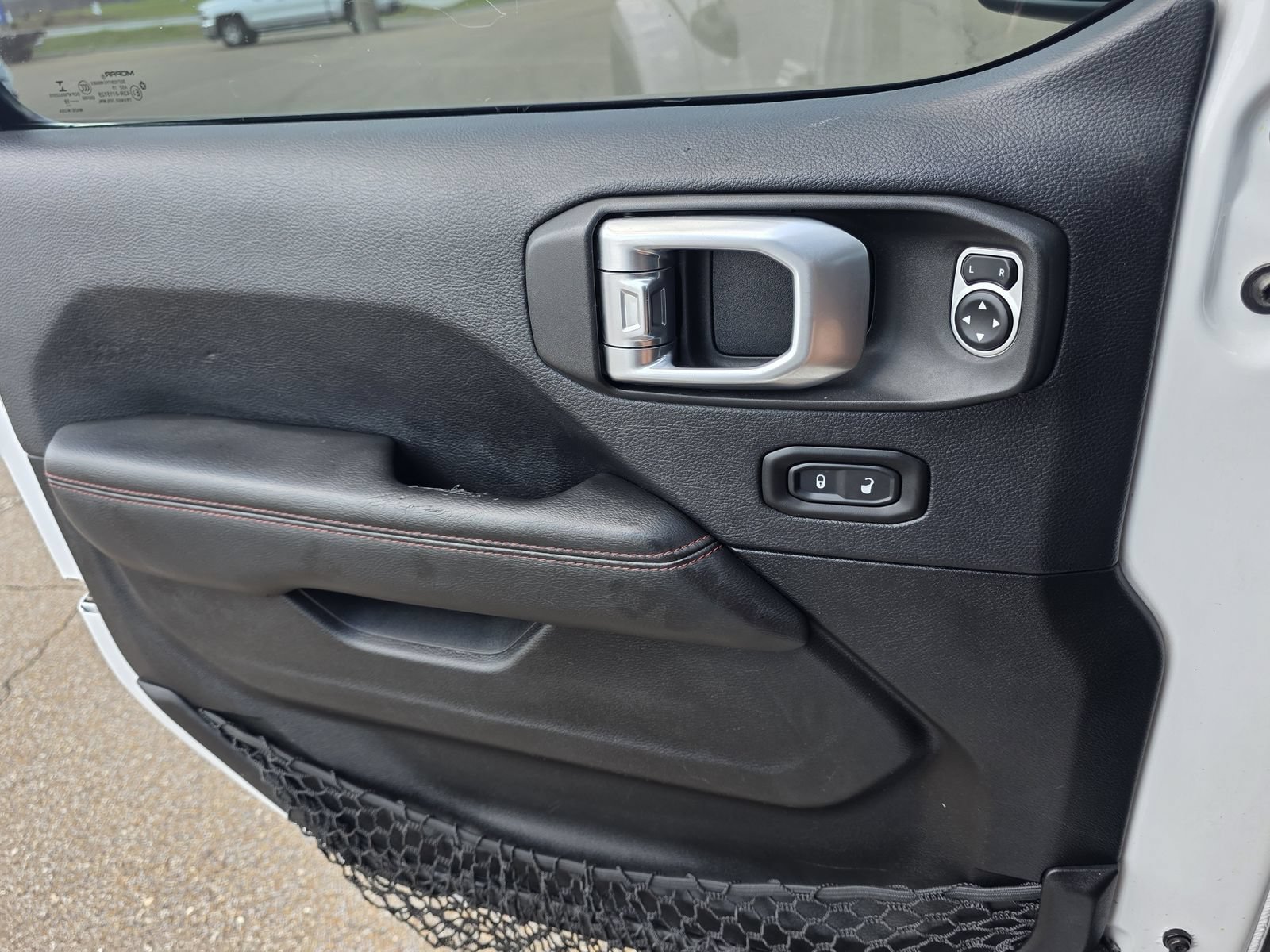 Used 2019 White Jeep Rubicon 4x4 image 22