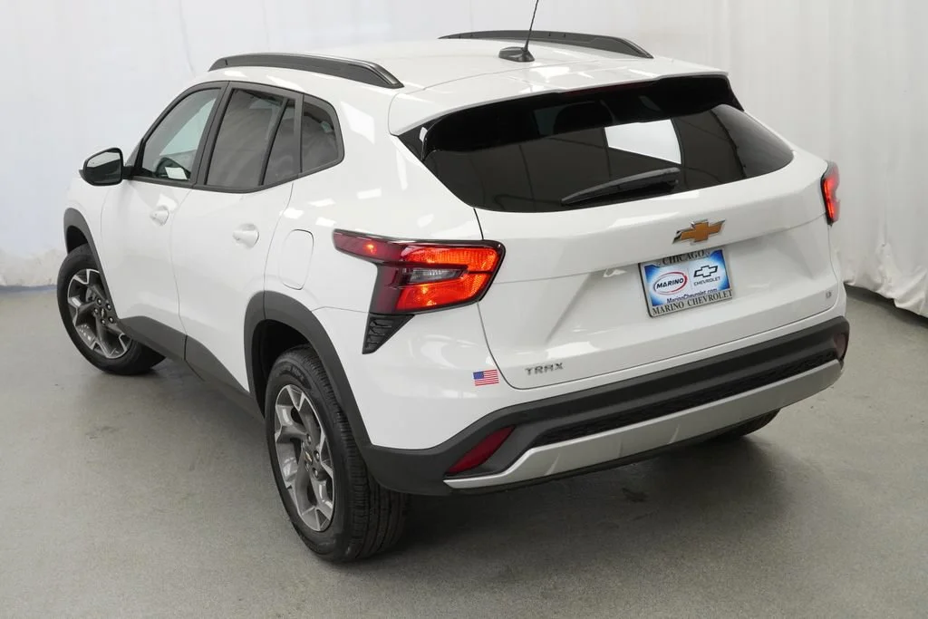 New 2026 Summit White Chevrolet LT image 35
