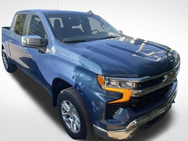 Used 2024 Blue Chevrolet LT image 2