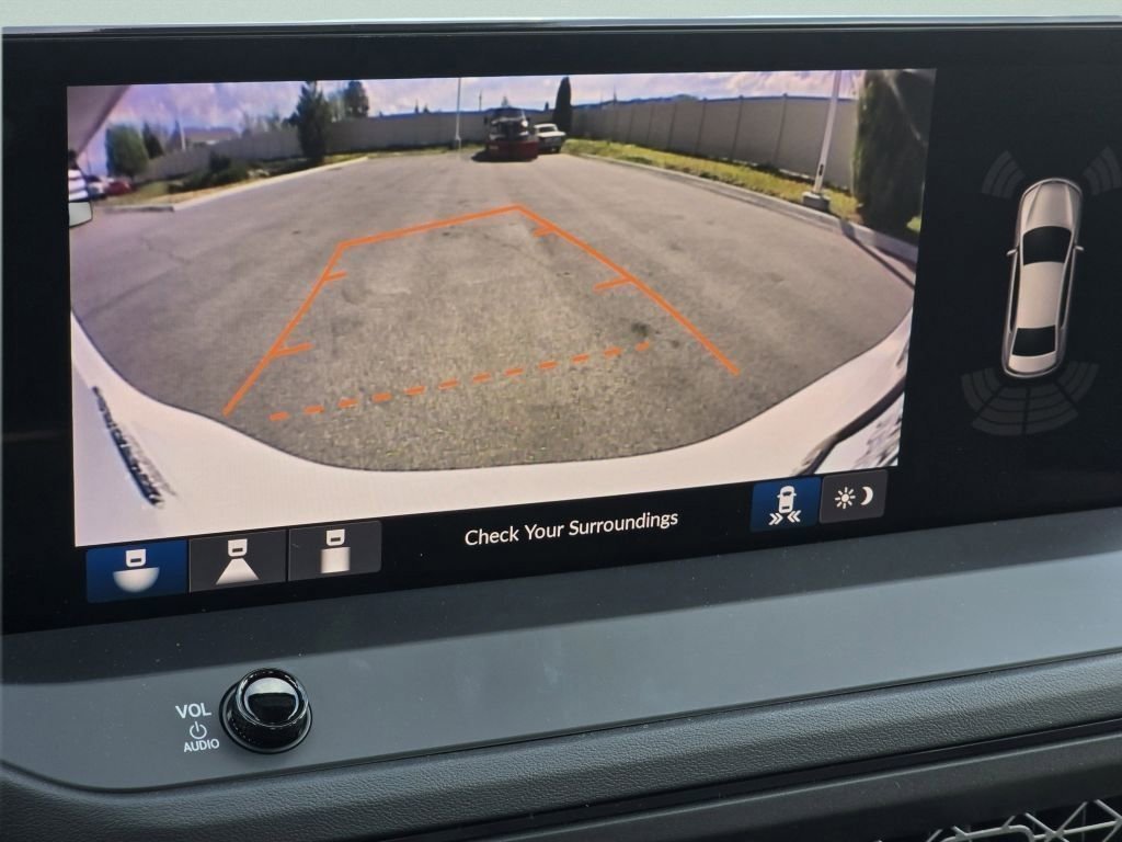 New 2026 Urban Gray Pearl Honda Touring image 17