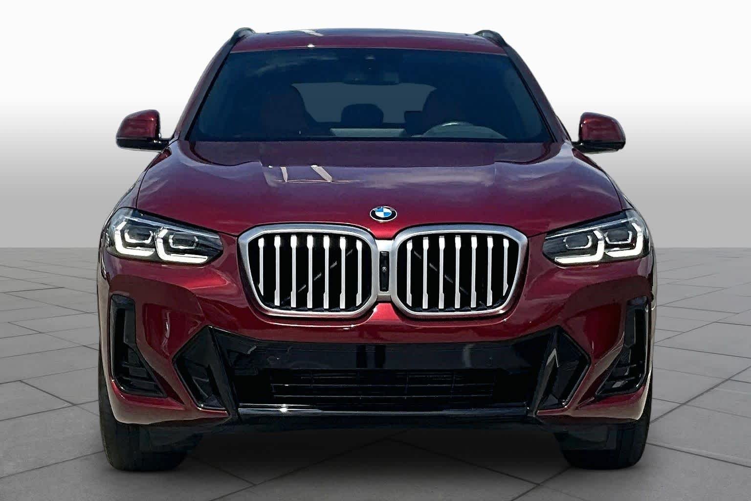 Used 2023 Aventurin Red Metallic BMW sDrive30i image 3