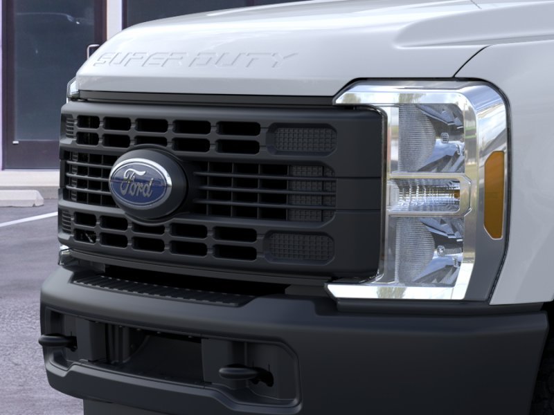New 2026 Oxford White Ford F-350® XL image 17