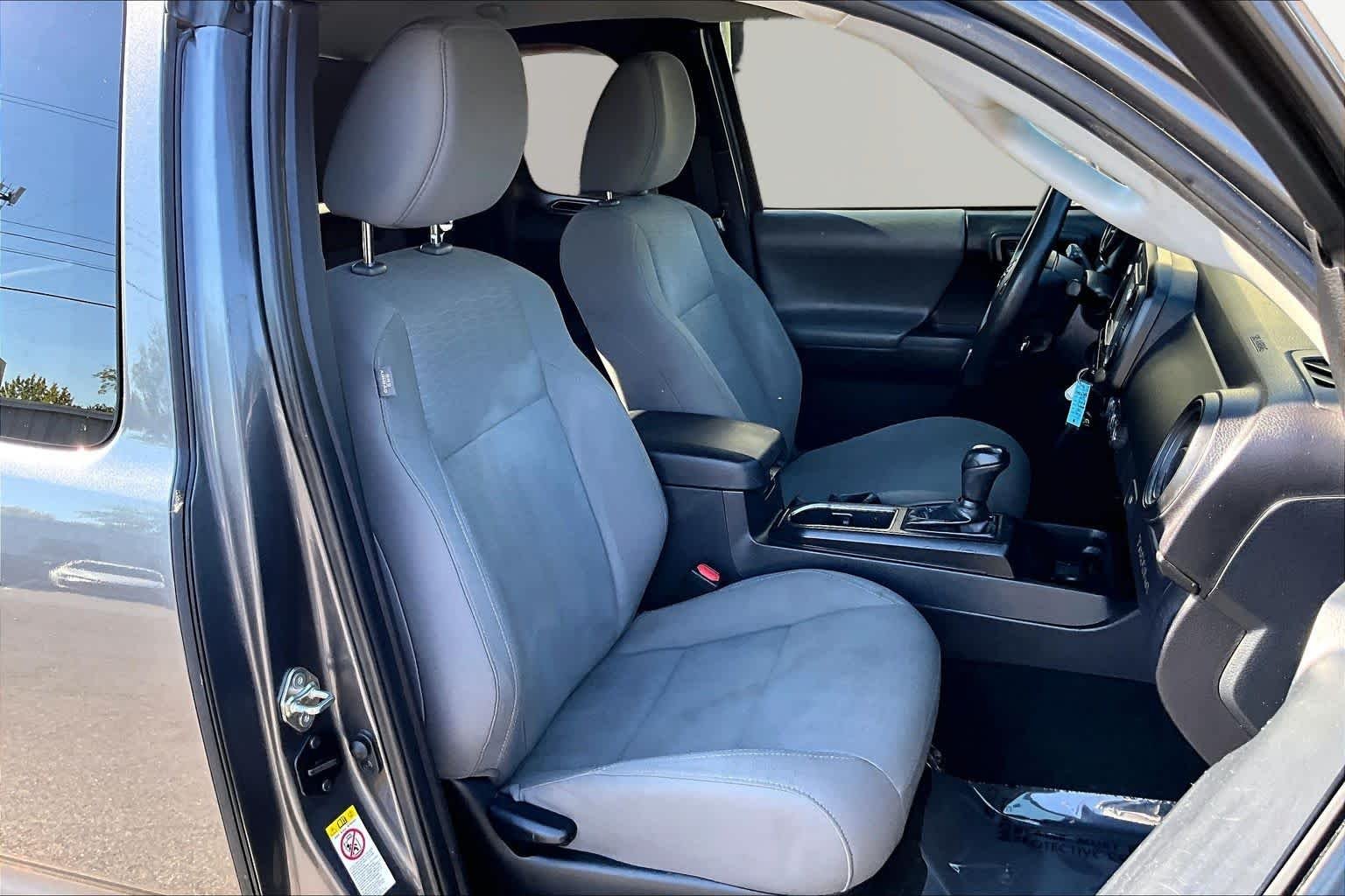 Used 2019 Magnetic Gray Metallic Toyota SR image 9